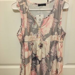 New with tags gray pink floral sleeveless blouse